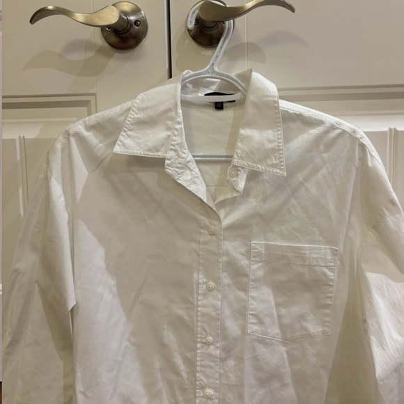 NWOT Dynamite Button Blouse - Picture 2 of 3